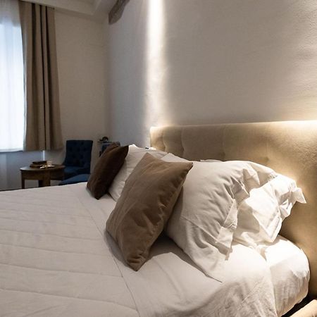 Clavdia Flat Monti Hotel Rome Bagian luar foto